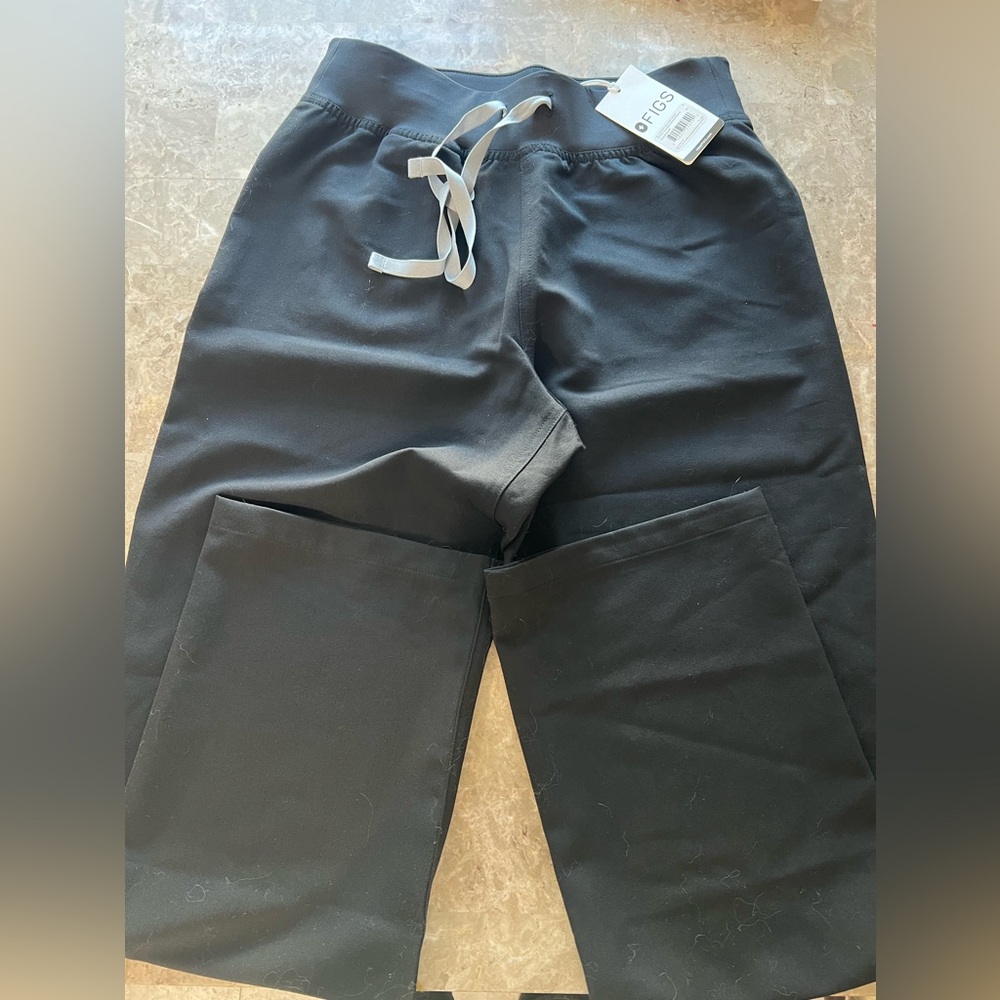 FIGS scrub pants